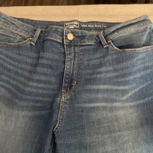 Levi’s Signature Plus size woman’s jeans